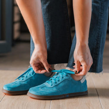 barfuss-sneaker-blaue-bequeme-damenschuhe-wide-toe-box