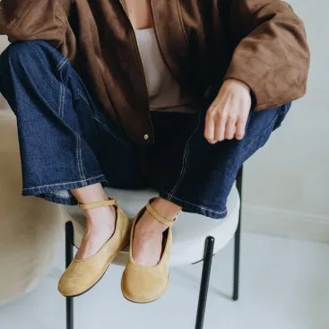 Elegant barefoot shoes for women - ADA BEIGE SUEDE
