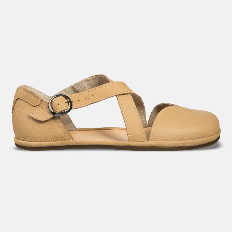 Hellbraune Barfuß‑Sandalen – Leder, breite Zehenbox | Magical Shoes - MONA