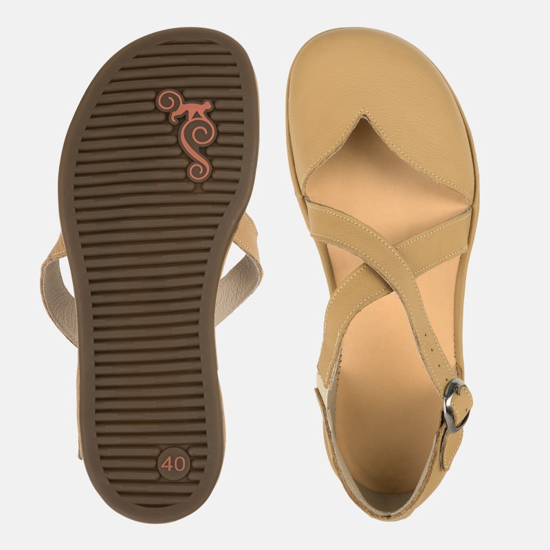 Hellbraune Barfuß‑Sandalen – Leder, breite Zehenbox | Magical Shoes - MONA