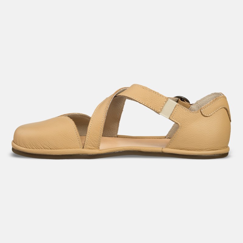 Hellbraune Barfuß‑Sandalen – Leder, breite Zehenbox | Magical Shoes - MONA
