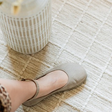Skórzane baleriny barefoot w kolorze cappuccino ADA CAPPUCINO