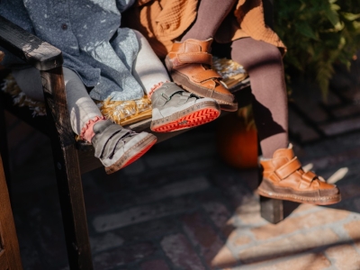 Buty dziecięce barefoot na jesień i zimę – jakie wybrać?