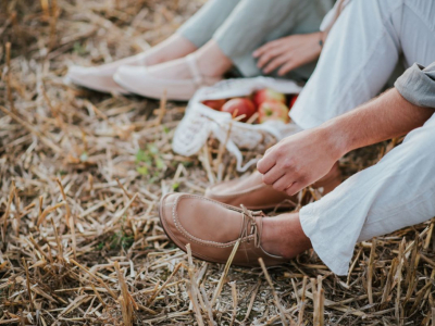 Wie pflegt man Schuhe im Sommer?