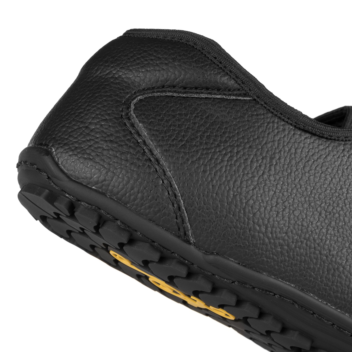 BAREFOOT BOSQUE color NEGRO con forro negro, suelas Vibram SUPERNEWFLEX​ de  6mm de grosor, zapatos Barefoot para mujer y hombre, calzado Barefoot,  zapato veganos, eco-friendly, barefoot.: 105,00 € - BIOWORLD SHOES