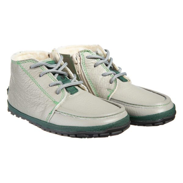 barefoot-winter-boots-for-kids-magicial-shoes-takin-emerald