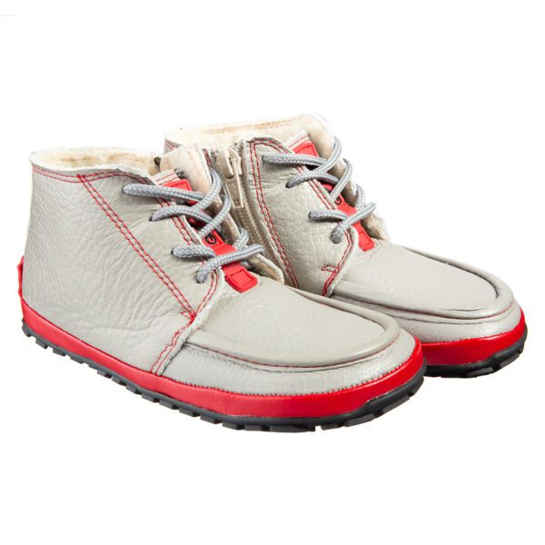 minimalist-winter-boots-for-kids-magical-shoes-takin-chilli