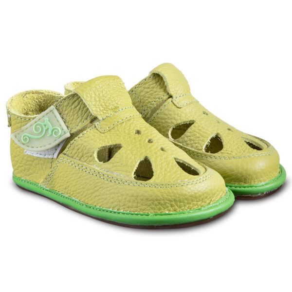 children's-sandals-for-kindergarten-magical-shoes-coco-lime